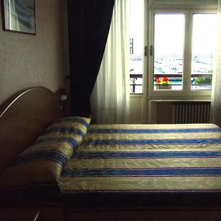 Admiral Hotel 3*