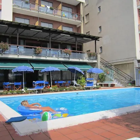 Hotel Admiral 3*